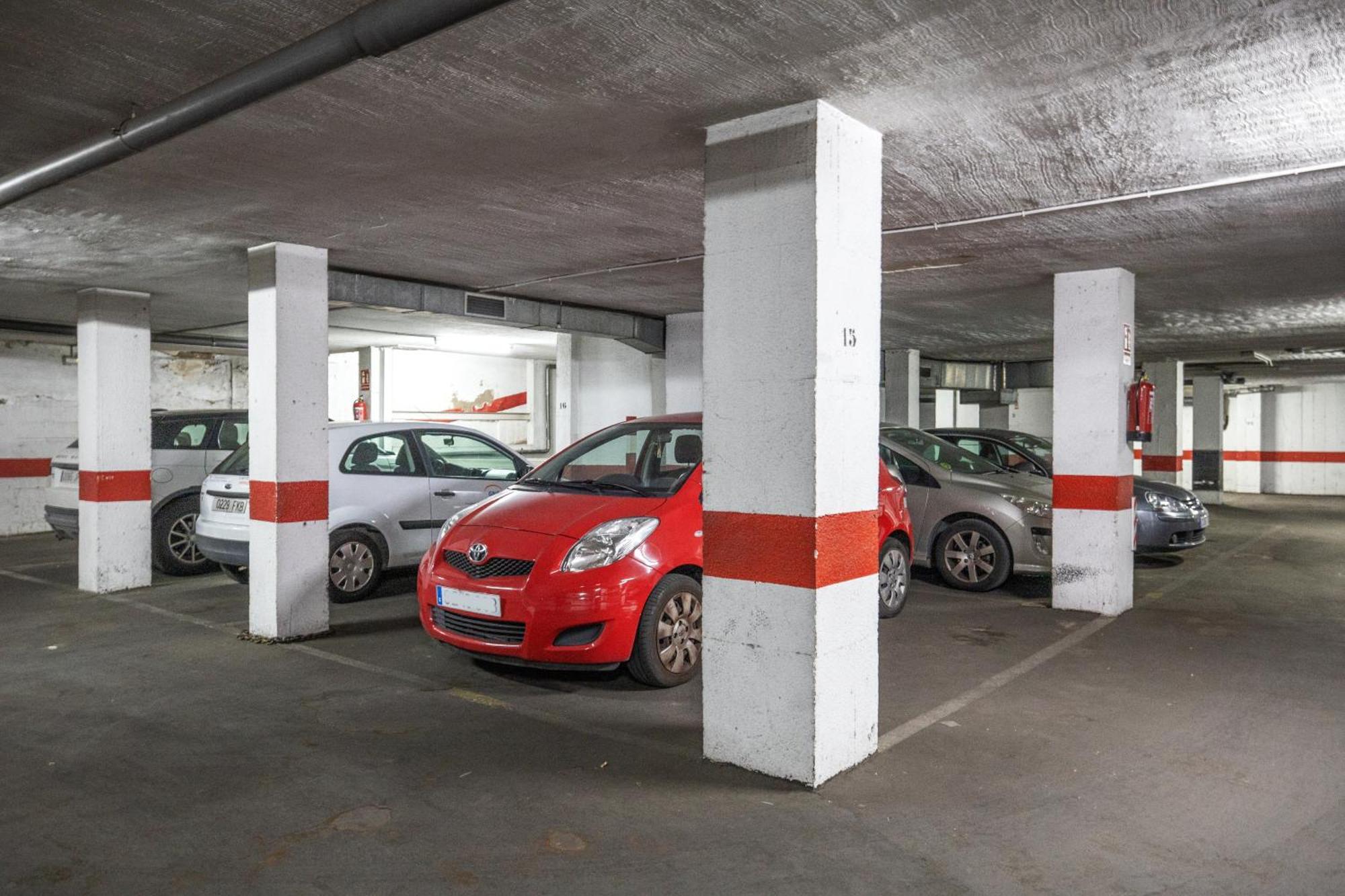 Coral & Apartment & Parking Cordova Esterno foto